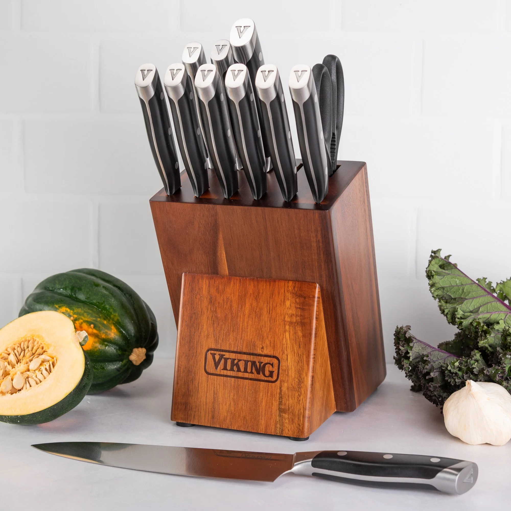 Viking 12-Piece Stainless Steel Forged Cutlery Block Set - Image 4