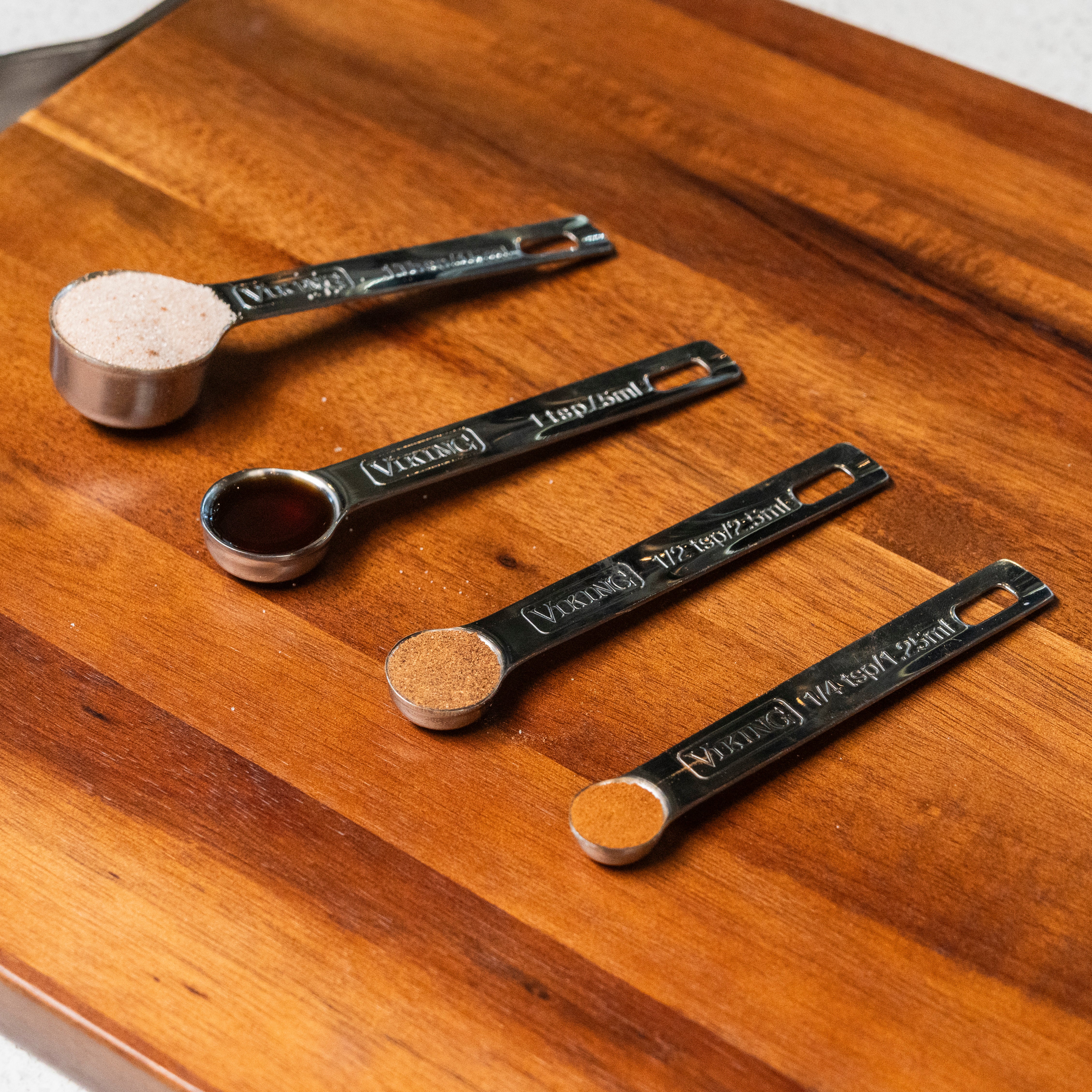 Viking 4pc Stainless Steel Measuring Spoon Set - Image 2