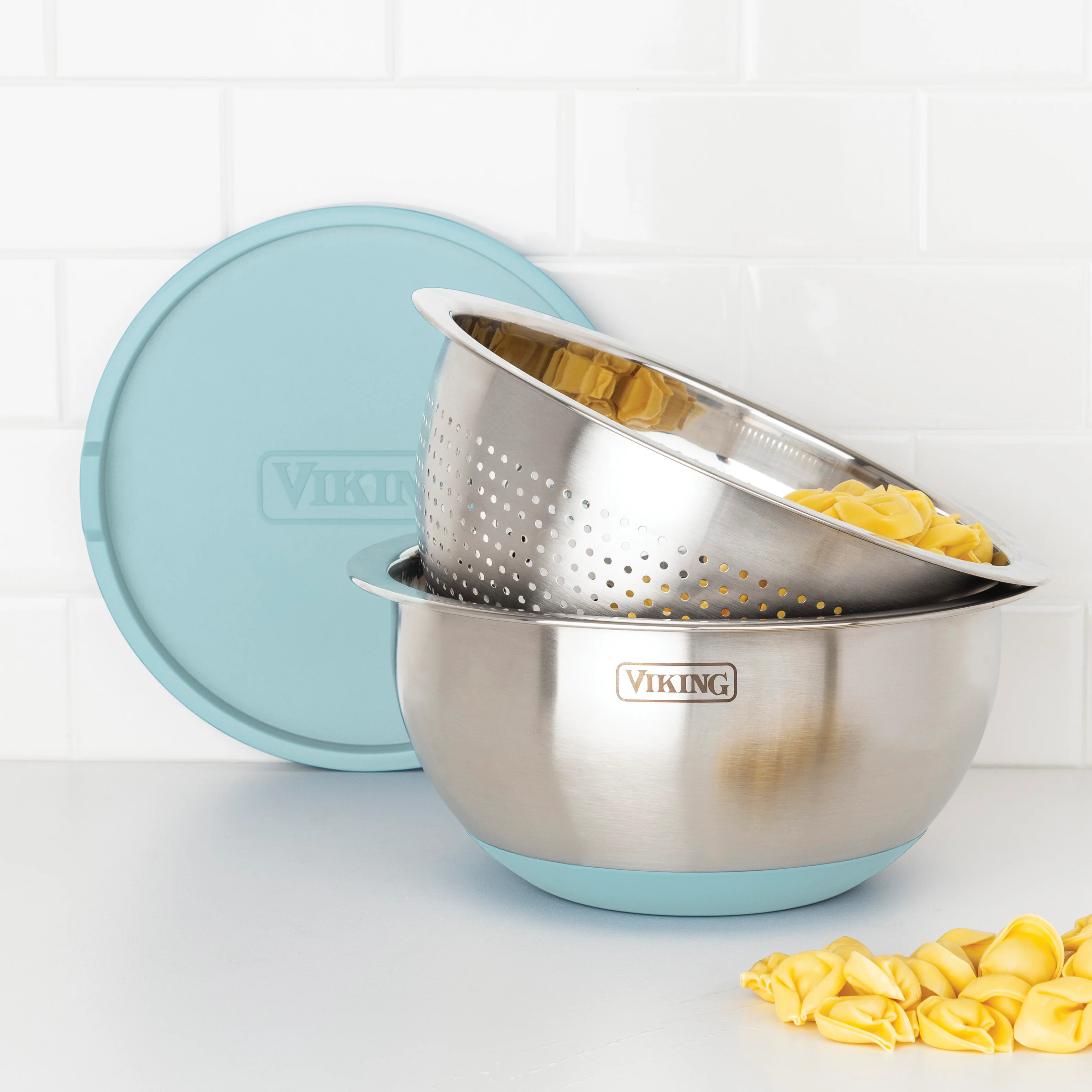 Viking 9-Piece Stainless Steel Mixing Bowl Set with Strainer, Splash Blue - Image 2