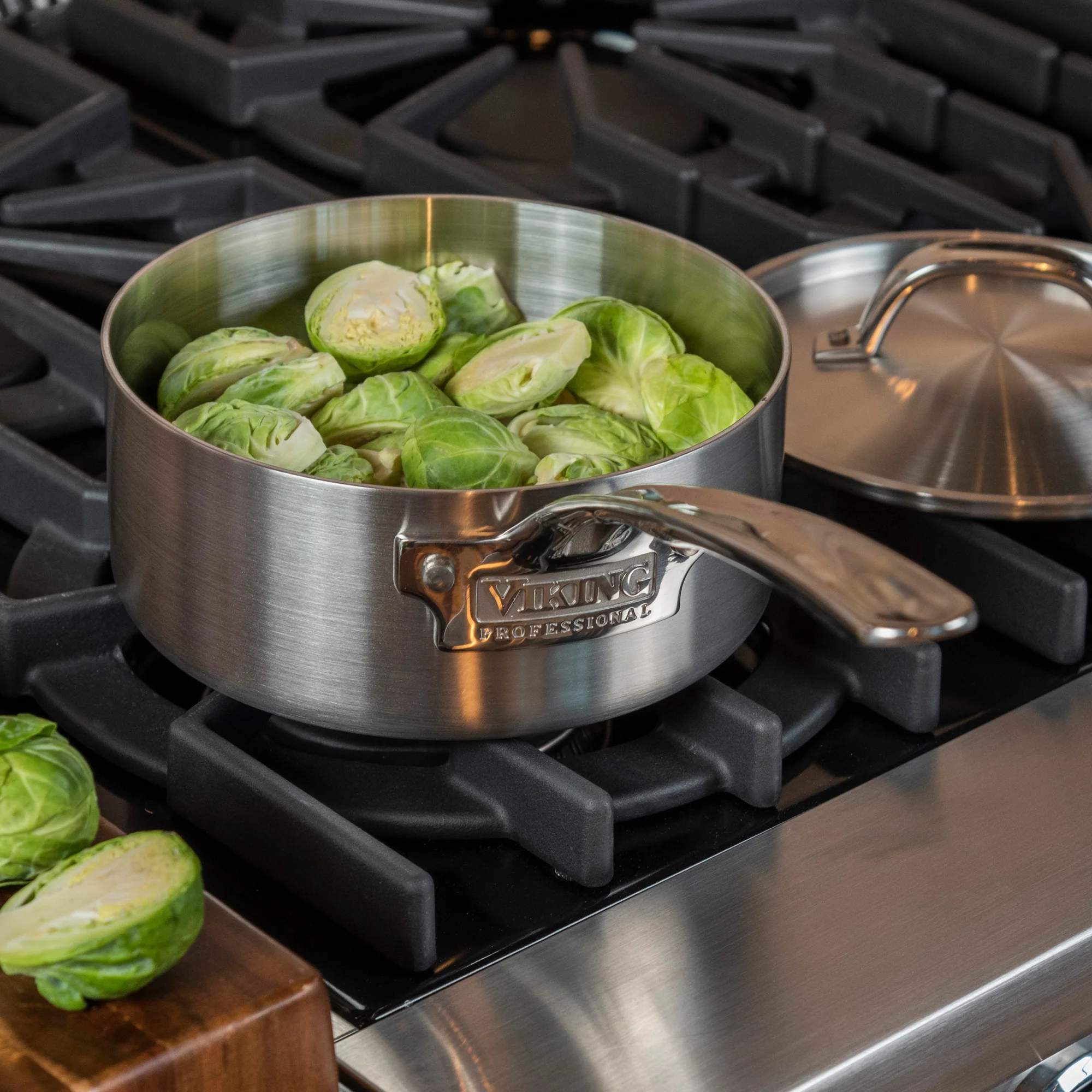 Viking Professional 5-Ply 10-piece Cookware Set with Nonstick Skillets - Image 3