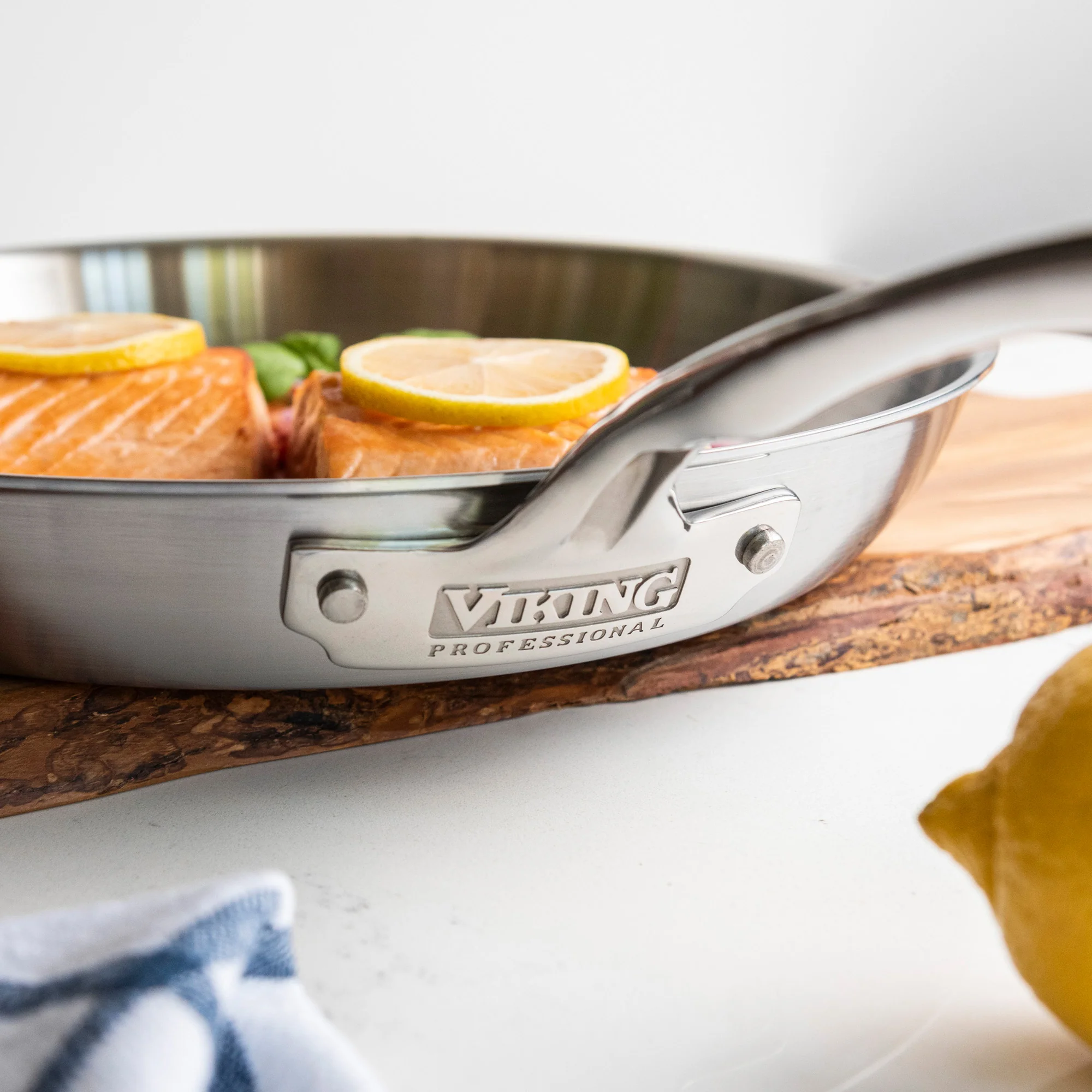 Viking Professional 5-Ply 12-Inch Fry Pan - Image 5