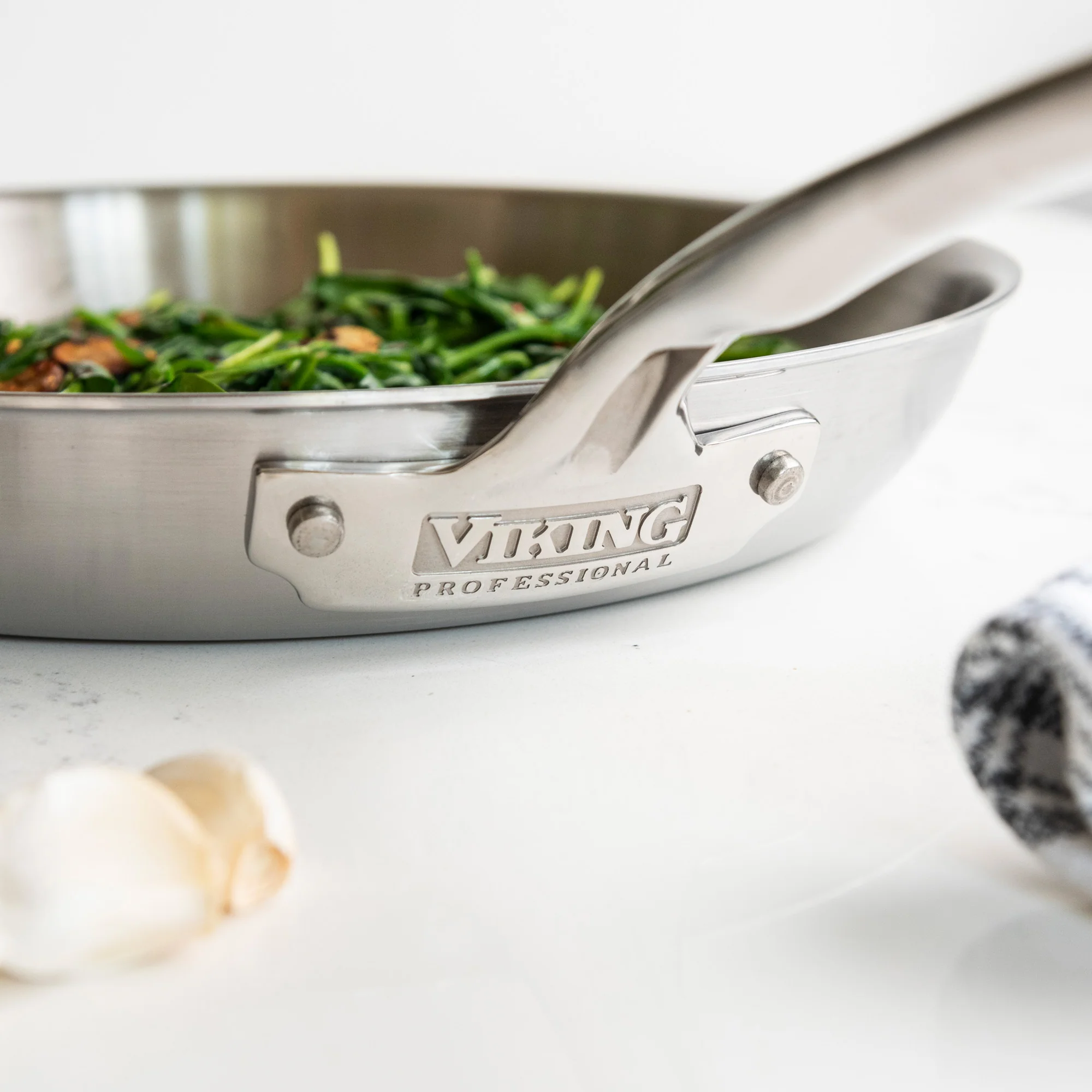 Viking Professional 5-Ply 12-Inch Fry Pan - Image 7