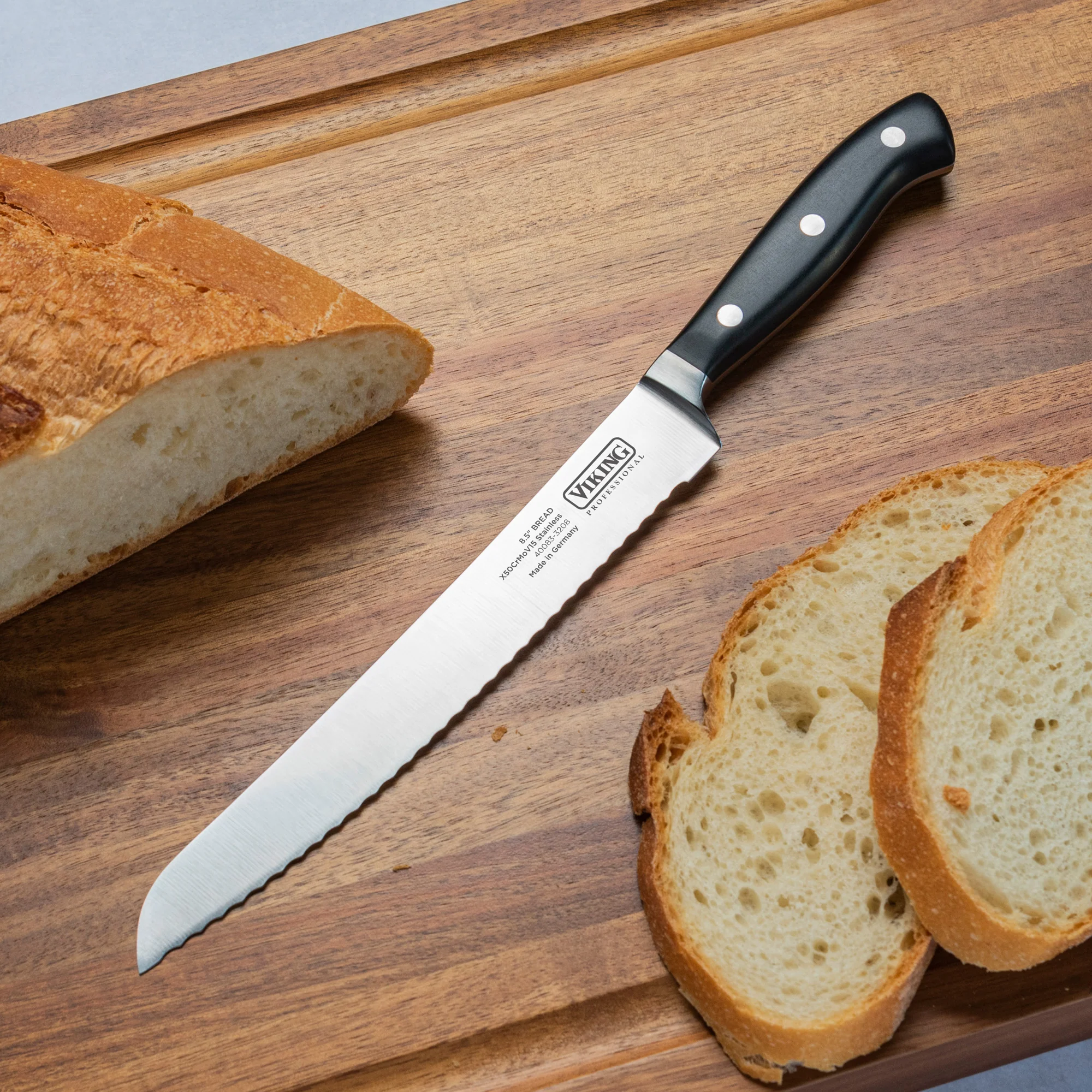 Viking Professional 8-Inch Bread Knife - Image 2