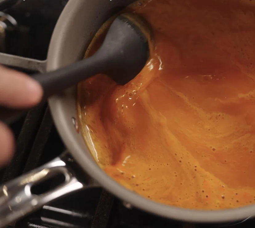 Viking PureGlide Pro 3-Ply 3-Quart Sauce Pan with Metal Lid - Image 4